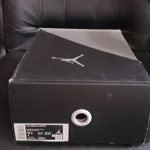 AIR JORDAN 11 RETRO 'Jubilee/25th Anniversary' 2020 - Picture 10 of 14